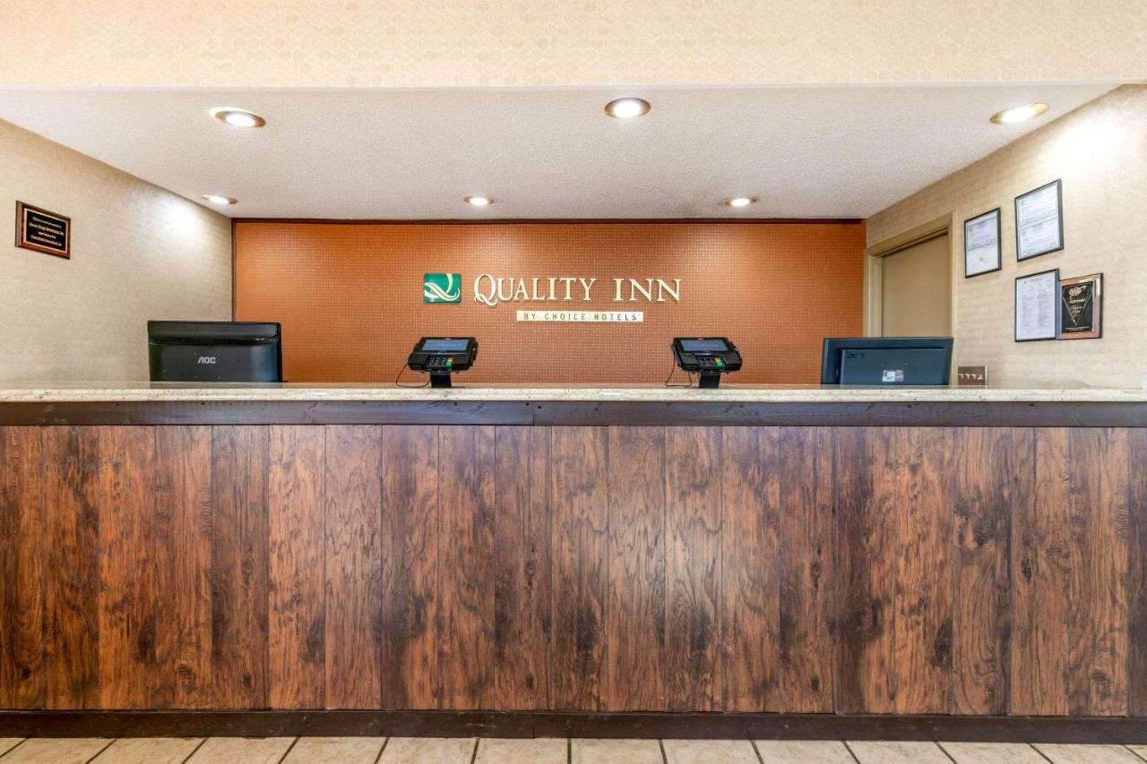 Quality Inn Manchester Buitenkant foto